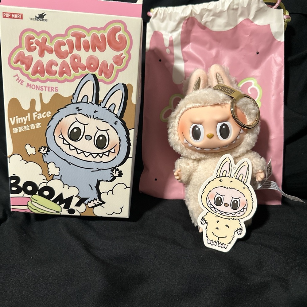 Exciting macaron soy milk